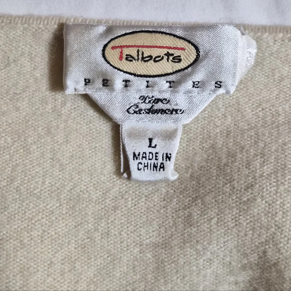 ​Talbots Petites 100% Pure Cashmere Cream Crewneck Sweater Size PL - Picture 3 of 10